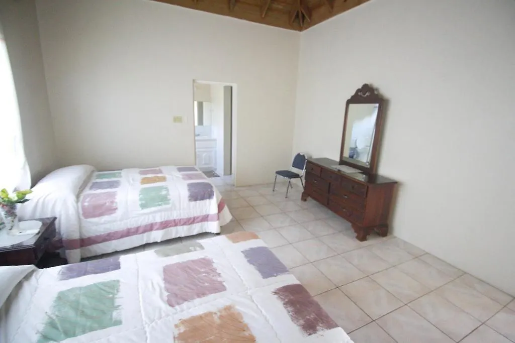 Sea View Chateau Montego Bay 0*,  Jamajka